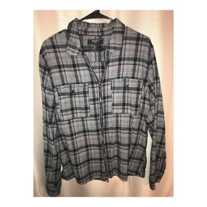 Long sleeve cardigan.